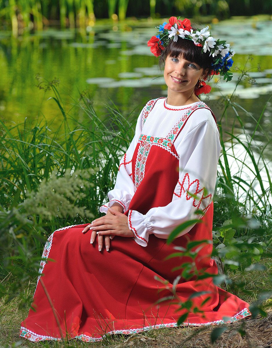 Beautiful girl Girls in Slavic costumes in Montevideo
