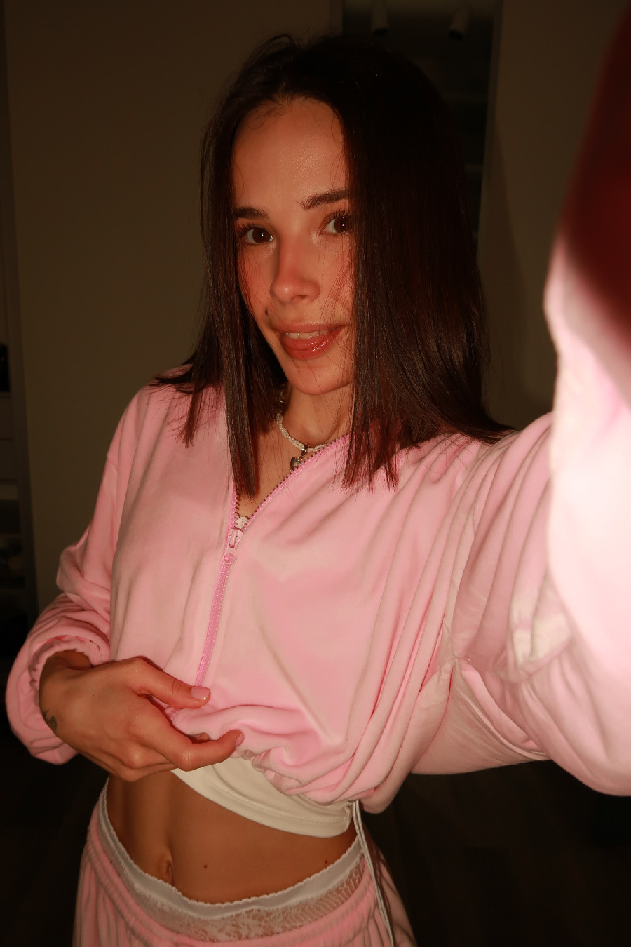 Tina brings the glow — live moments in Montevideo